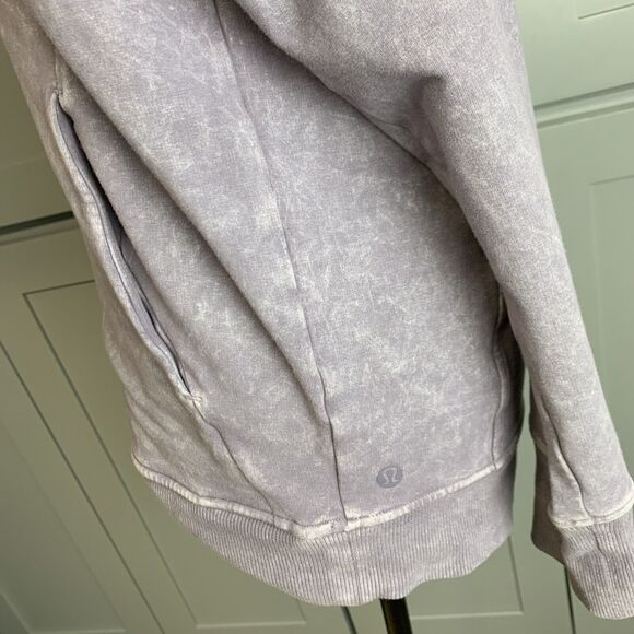 Lululemon‎ Scuba Crew Sweatshirt Size 8 Womens Washed Purple Quartz Yoga Running - Picture 7 of 8